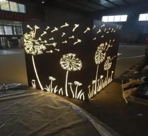 玛多耐候钢灯箱